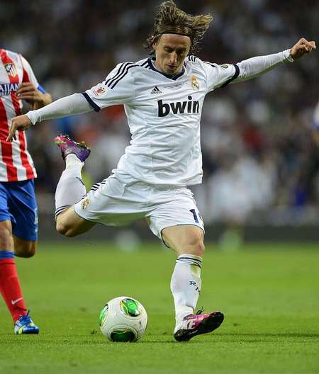 德州游骑兵队王牌投手德格罗姆（Jacob deGrom）2025 年复出后投球时速仍达 100 哩