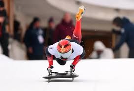 DRG真是令人不解，能输给JDG，但是也能赢A组第一，难道要崛起了？