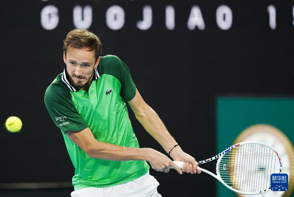 卢还分析了 卢还分析了